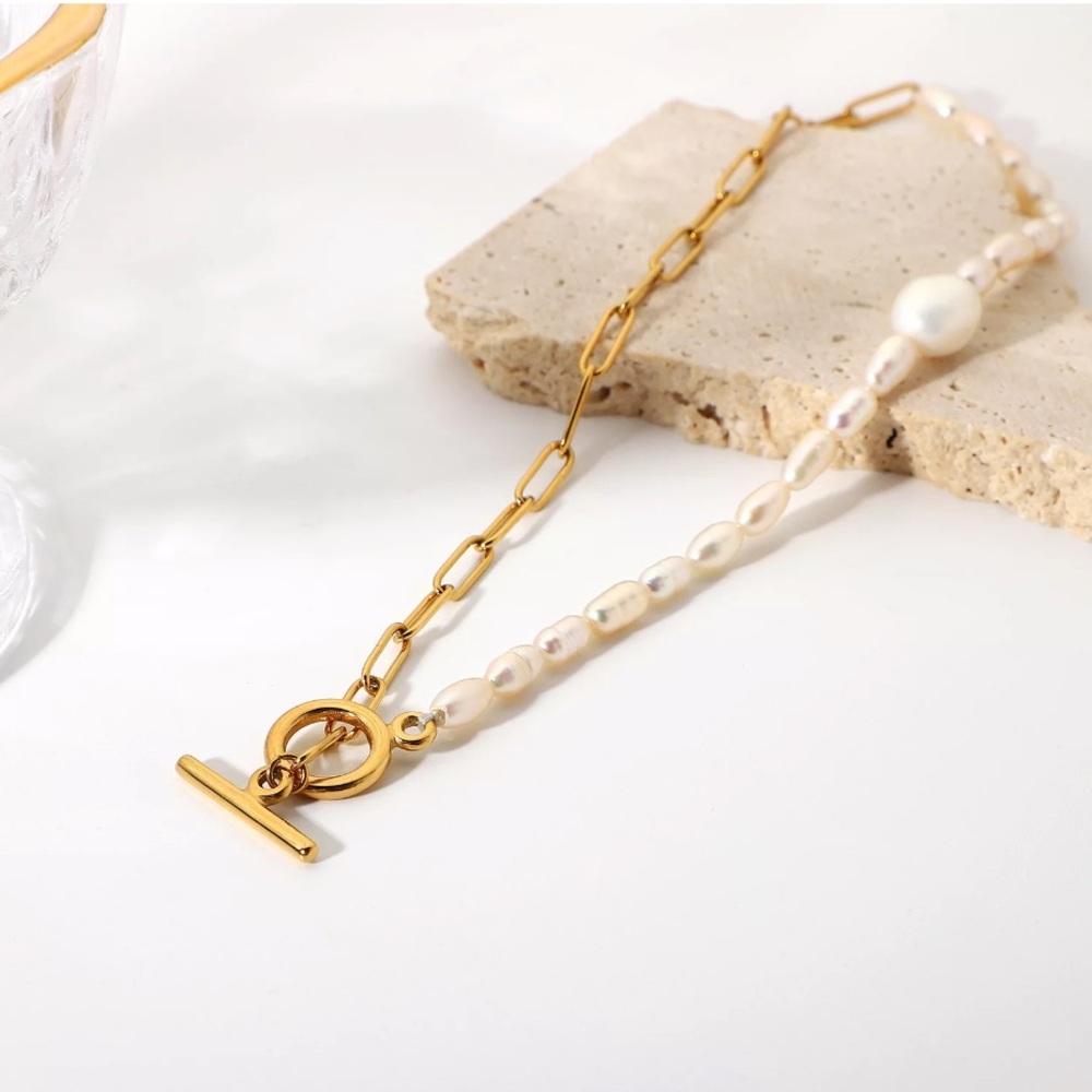 🆕Buckle chain necklace pearls Gold plated stainless steel Choker